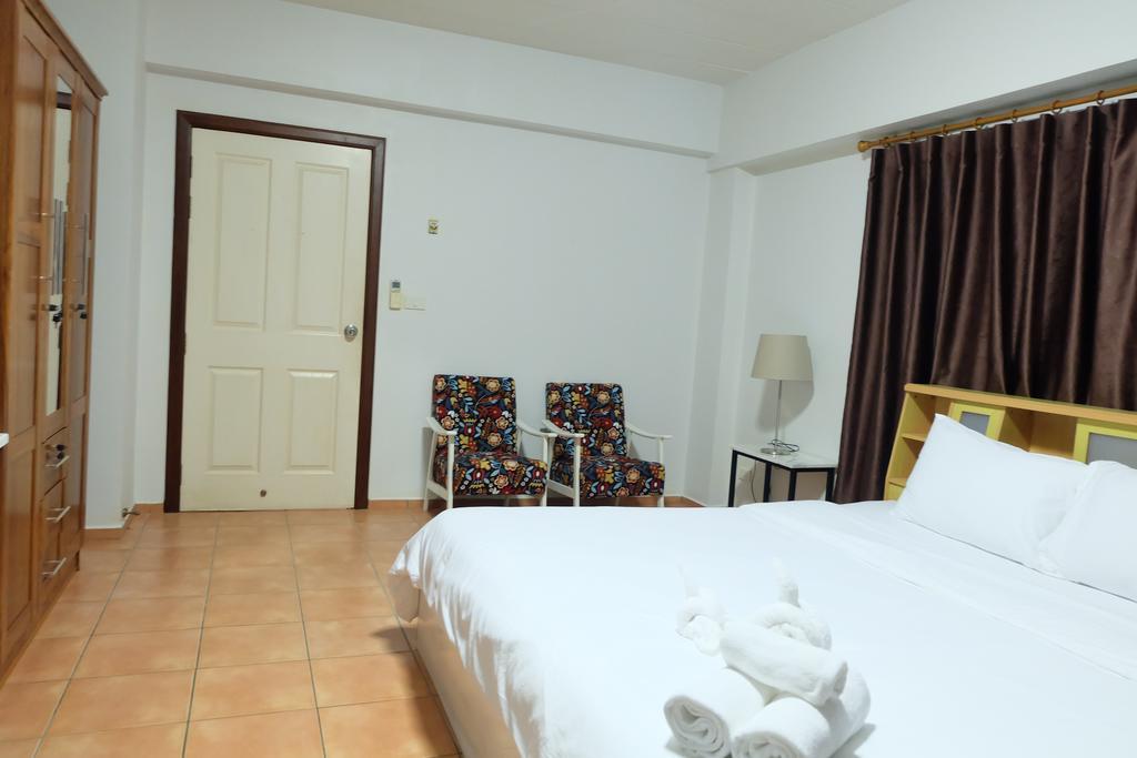 Lomsabai Apartments Bangszen Kültér fotó