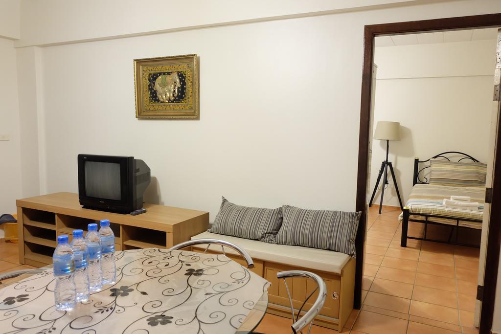 Lomsabai Apartments Bangszen Kültér fotó