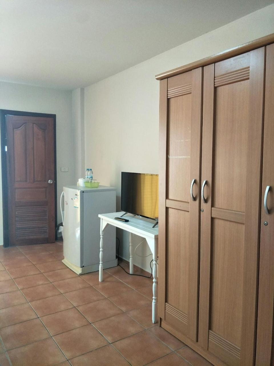 Lomsabai Apartments Bangszen Kültér fotó